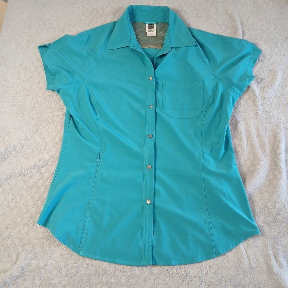 The North Face Womens Size L Fishing/ Hiking Shirt Teal Short Sleeve EUC
